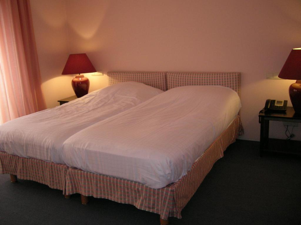 Hotel Le Martin Pecheur Fauvillers Номер фото