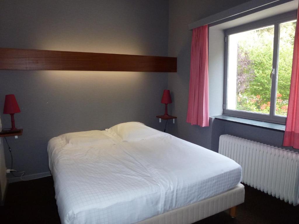 Hotel Le Martin Pecheur Fauvillers Номер фото
