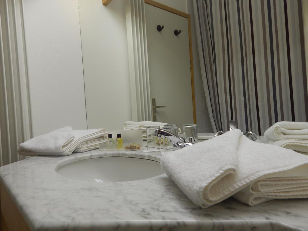 Hotel Le Martin Pecheur Fauvillers Номер фото