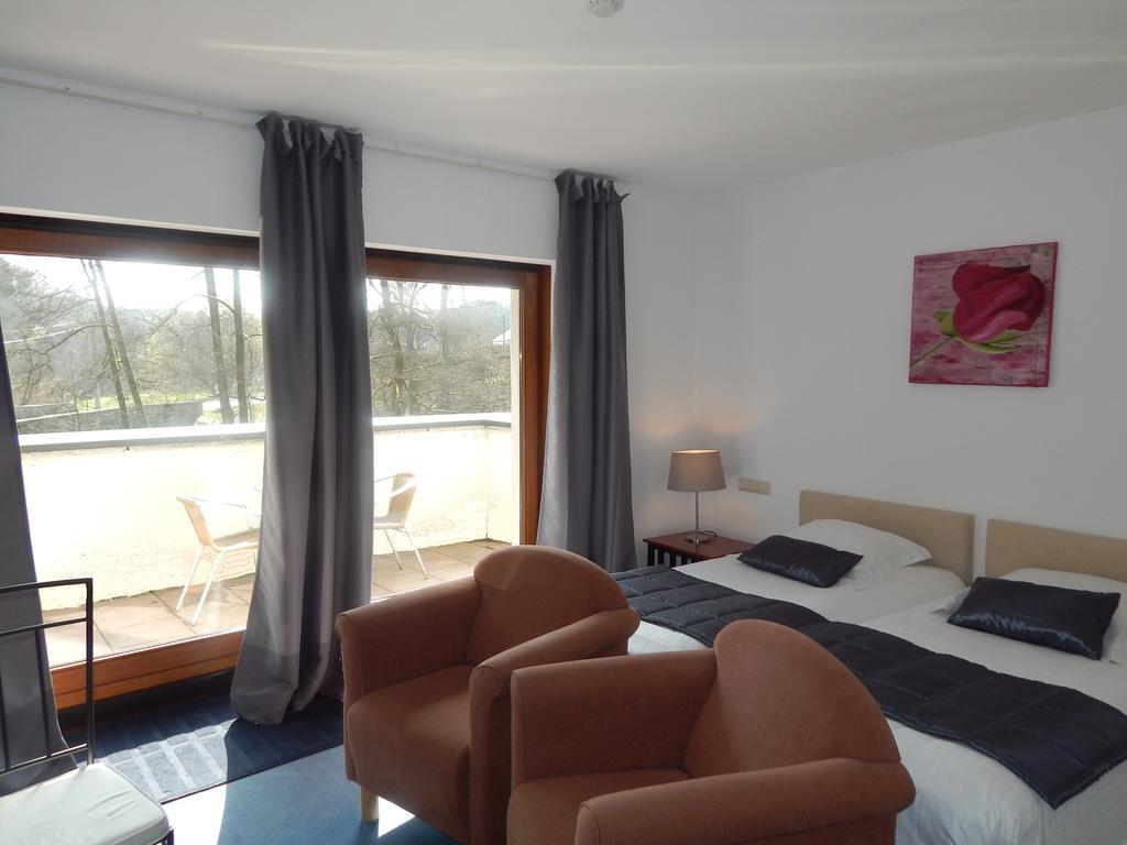 Hotel Le Martin Pecheur Fauvillers Номер фото